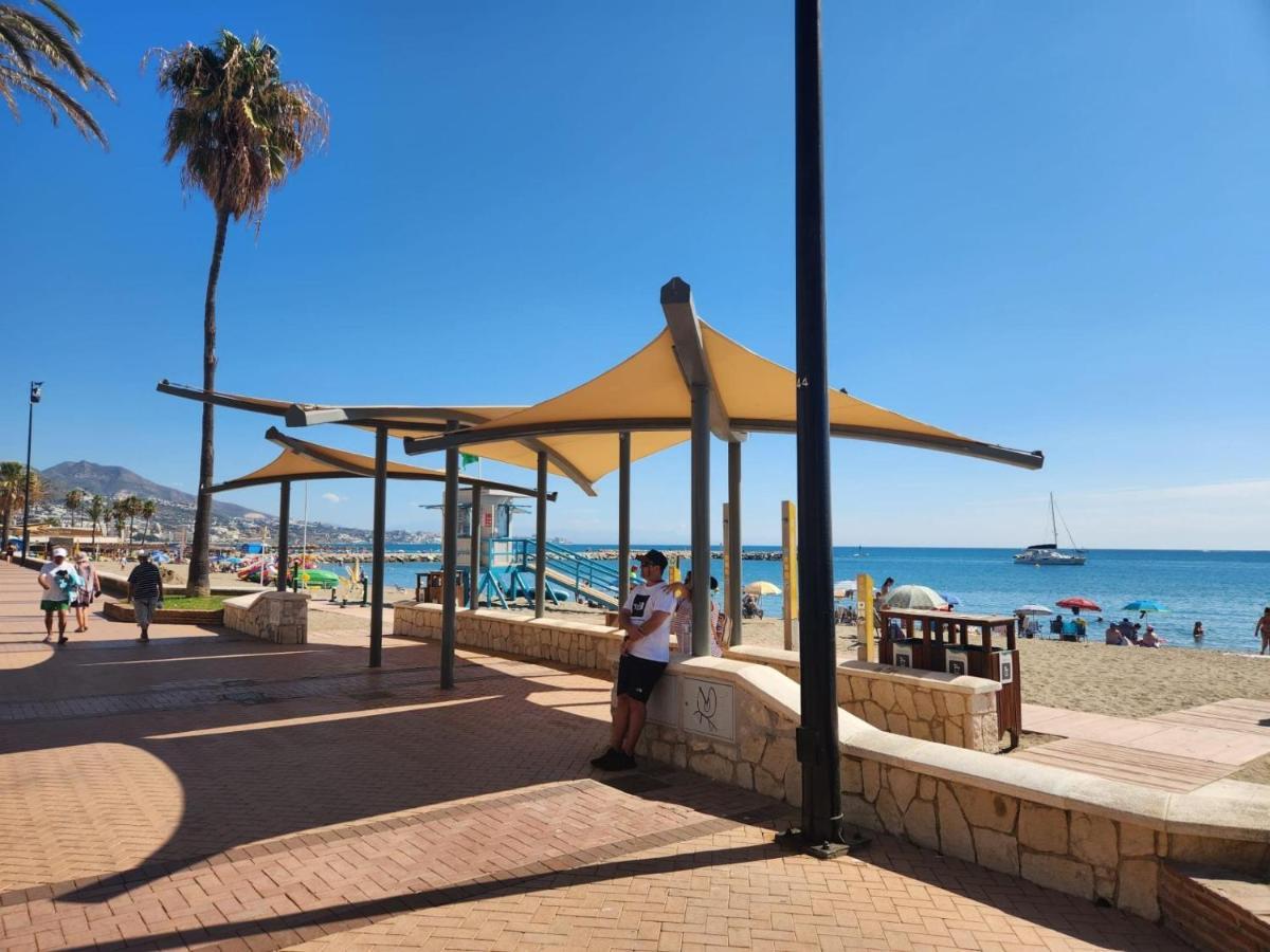 Bonito Atico En Primera Linea De Playa Con Piscina فوينخيرولا المظهر الخارجي الصورة